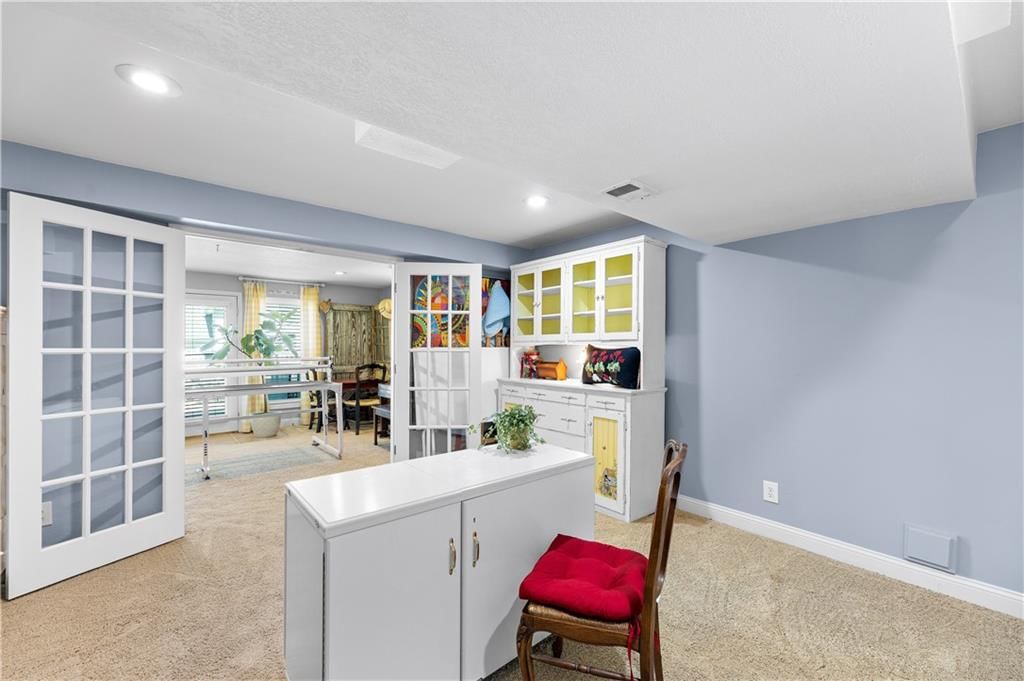 500 Bayview Drive — photo 37