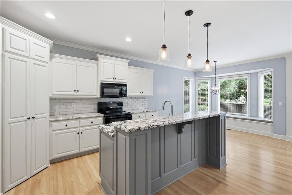 16118 S LOCUST Street — photo 14