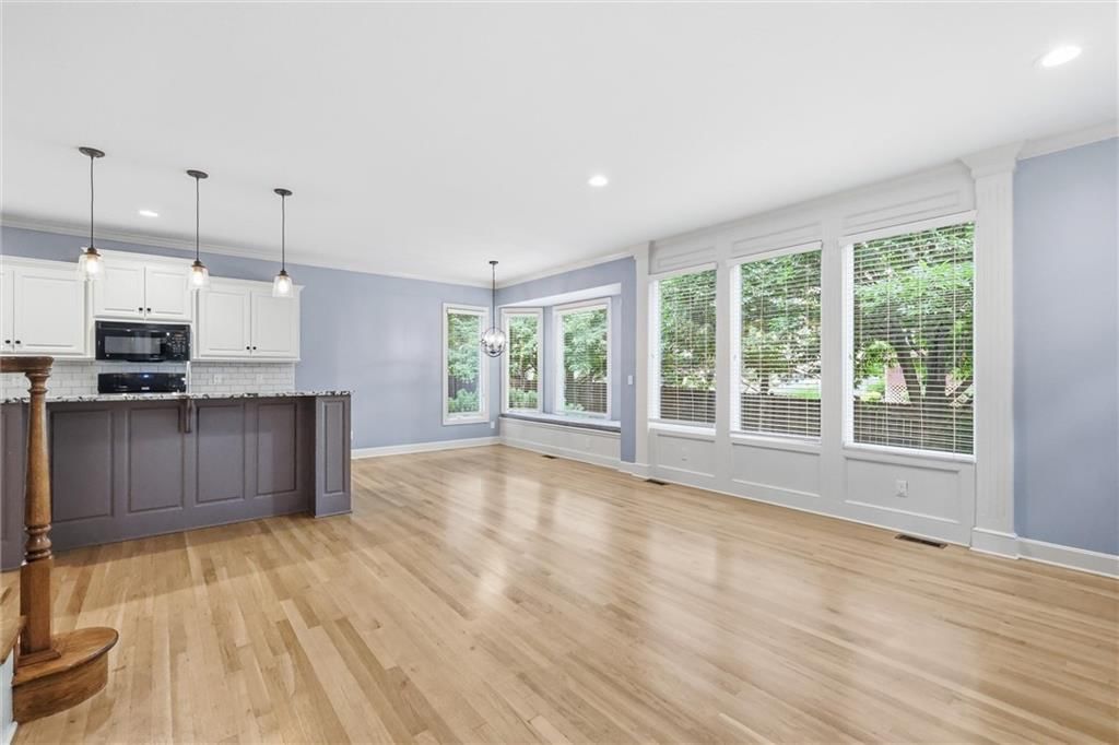 16118 S LOCUST Street — photo 16