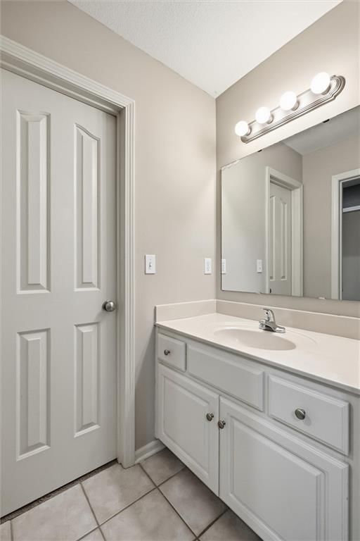 16118 S LOCUST Street — photo 36