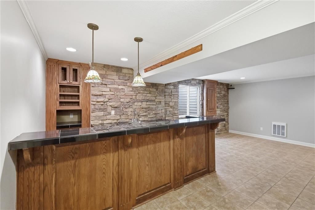 16118 S LOCUST Street — photo 43