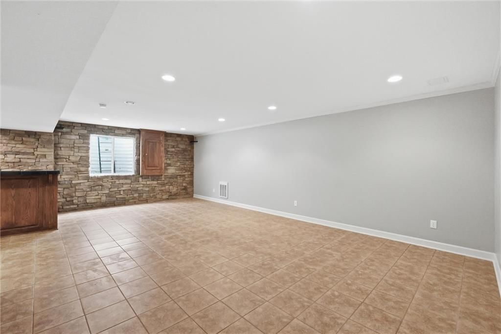 16118 S LOCUST Street — photo 47