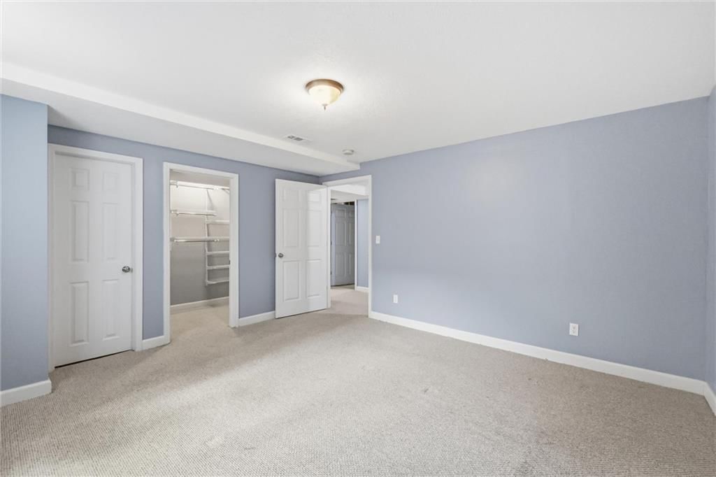 16118 S LOCUST Street — photo 49