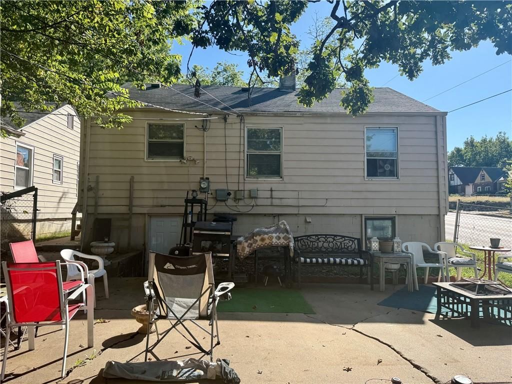7444 Park Avenue — photo 3