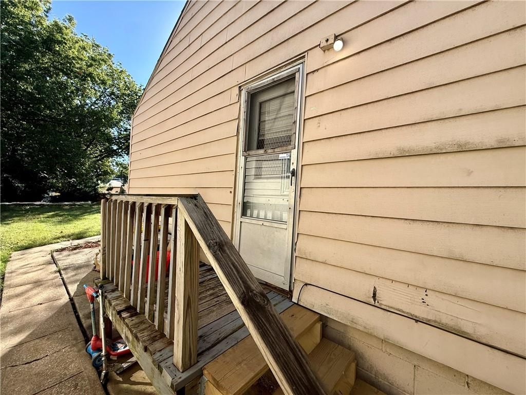7444 Park Avenue — photo 10