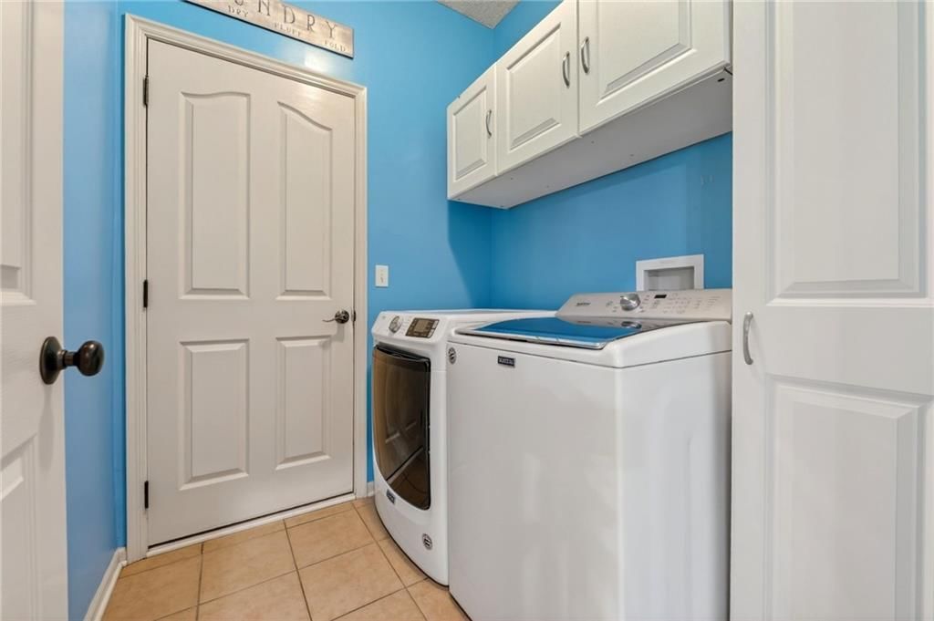 8720 N BELTON Avenue — photo 30