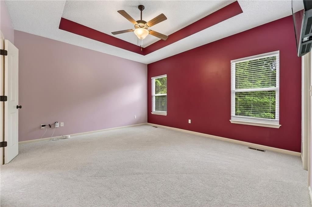 8720 N BELTON Avenue — photo 31