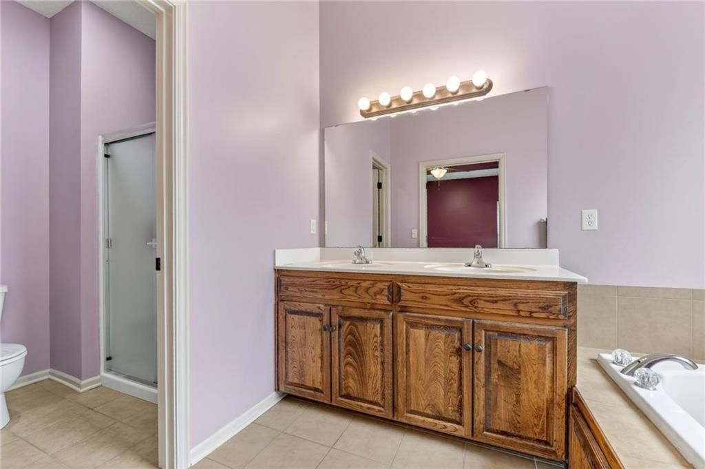 8720 N BELTON Avenue — photo 33
