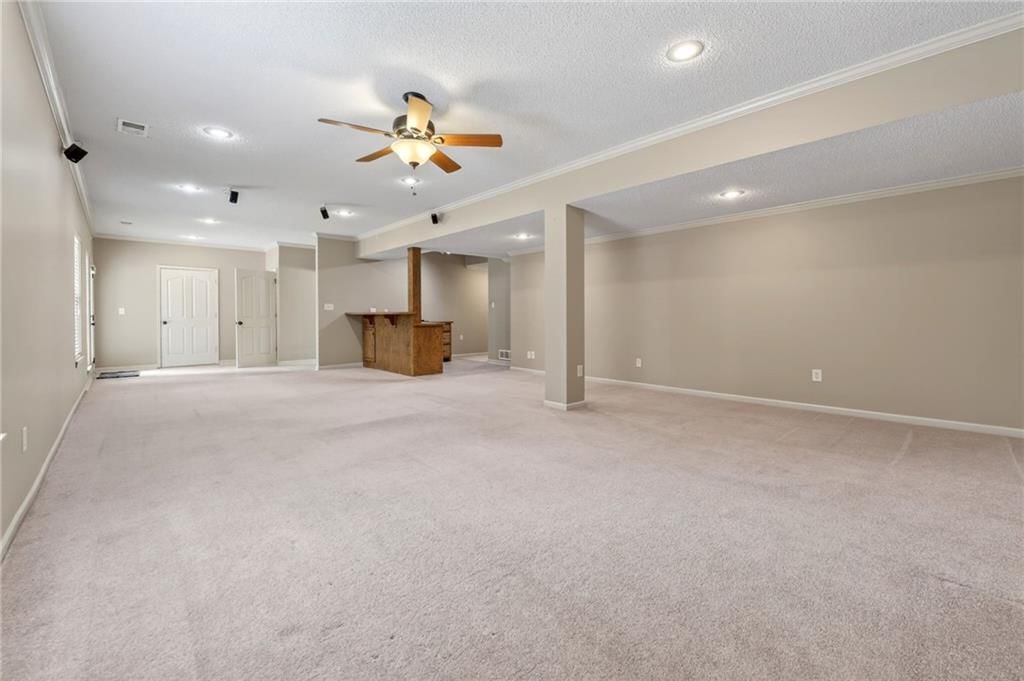 8720 N BELTON Avenue — photo 41