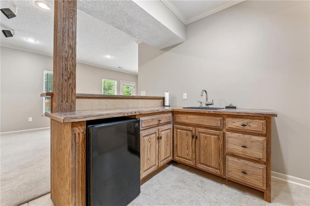 8720 N BELTON Avenue — photo 42