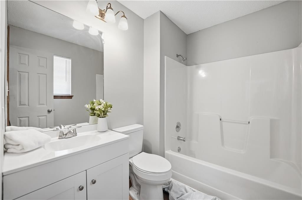 1488 NW Foxboro Road — photo 12