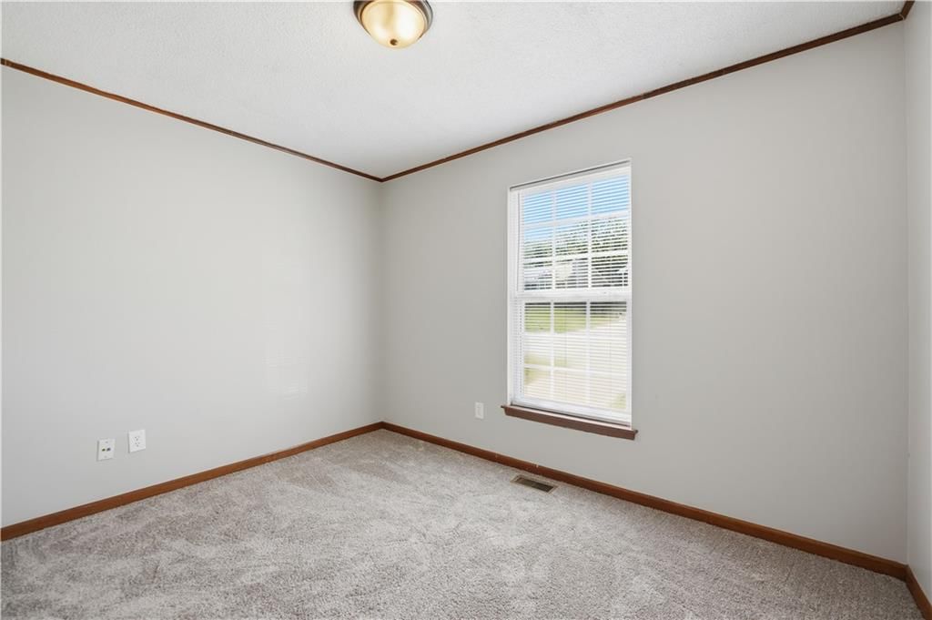 1488 NW Foxboro Road — photo 15