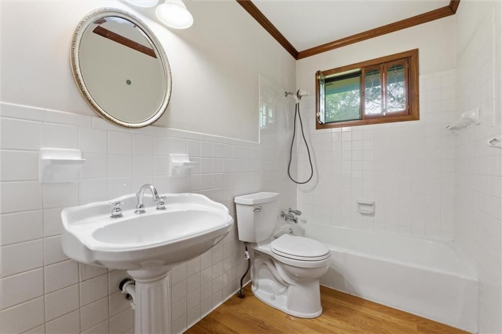 1004 NW R D Mize Road — photo 15