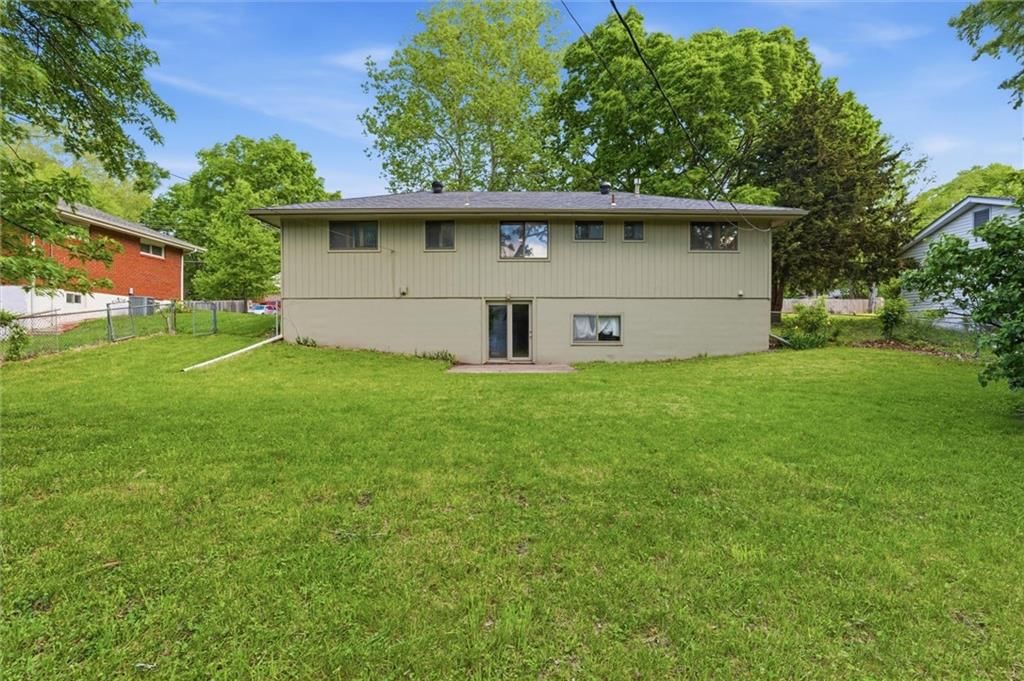 1004 NW R D Mize Road — photo 22