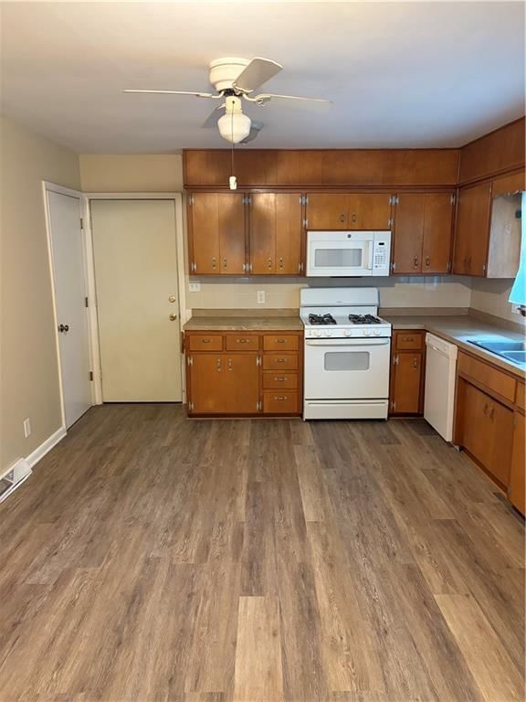 3708 NE 43rd Street — photo 4