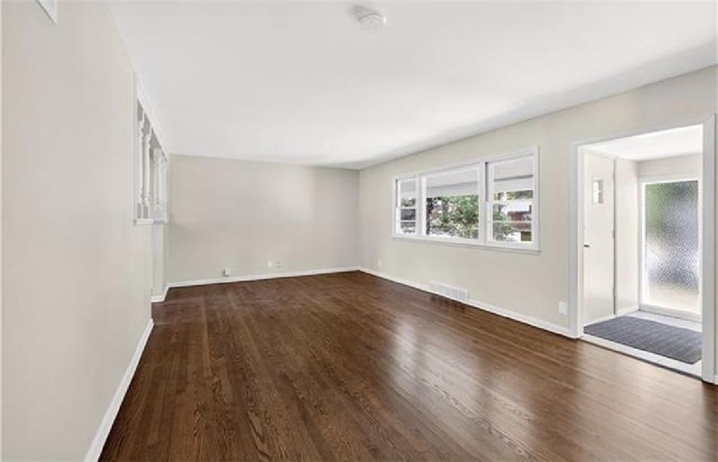 6128 Ralston Avenue — photo 2