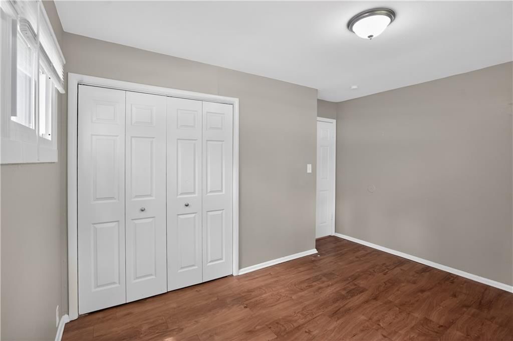 11012 Cambridge Avenue — photo 22