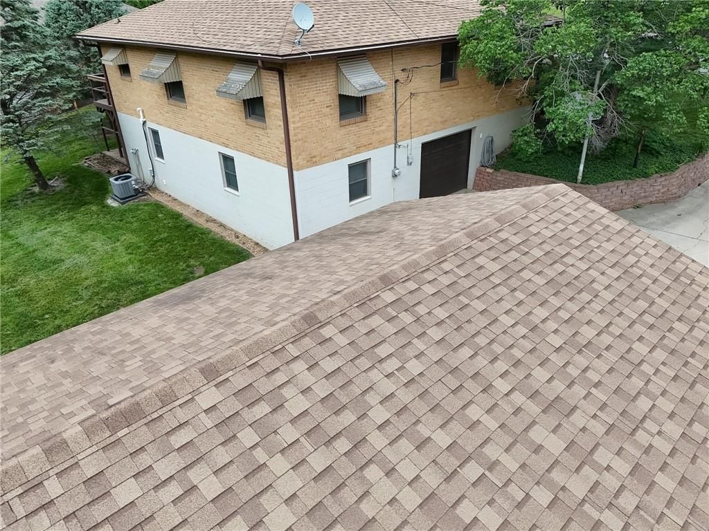 2628 S 39th Terrace — photo 13