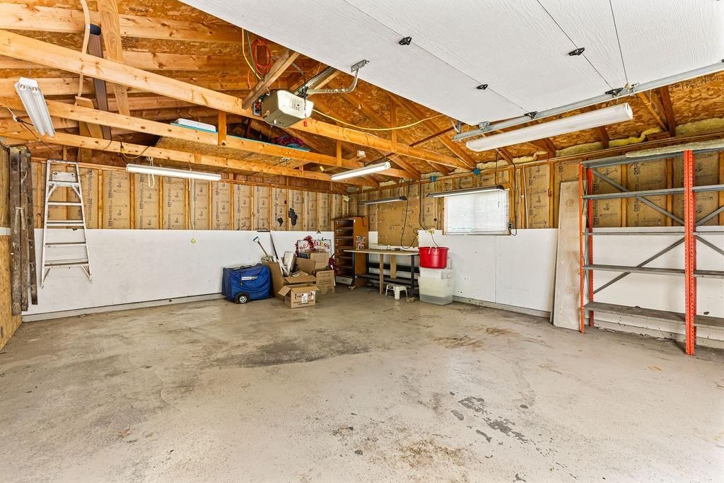 2628 S 39th Terrace — photo 47