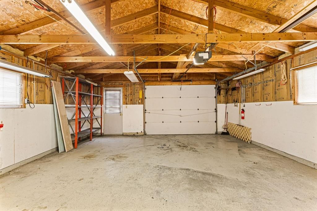 2628 S 39th Terrace — photo 48