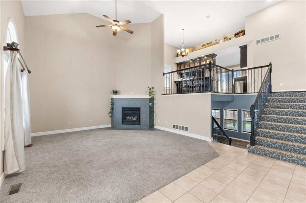 1501 Johnston Drive — photo 2