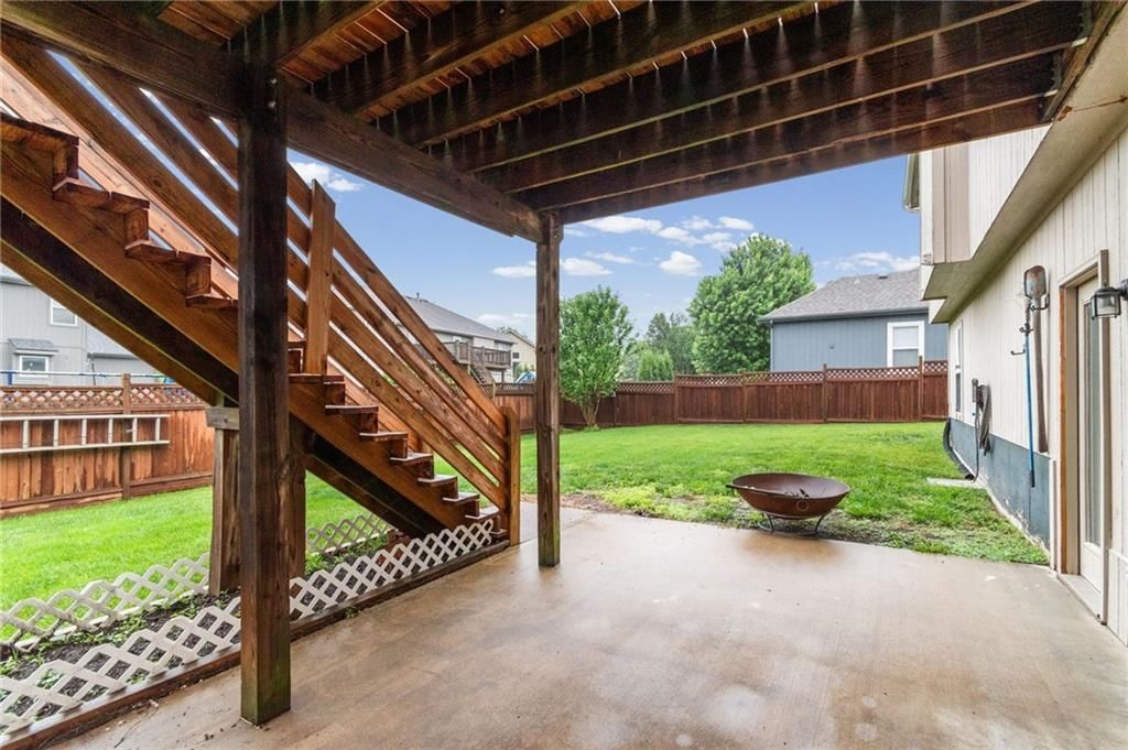 1501 Johnston Drive — photo 30