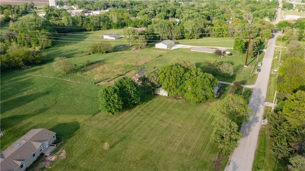 3448 Wyandotte Road — photo 42