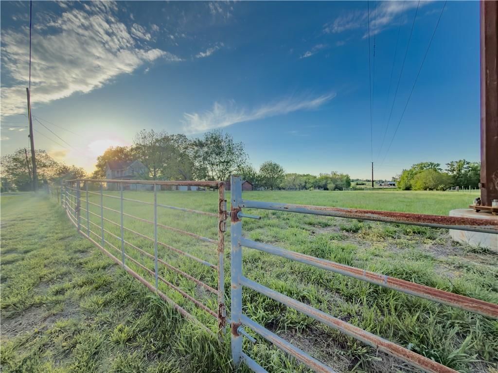 3448 Wyandotte Road — photo 46