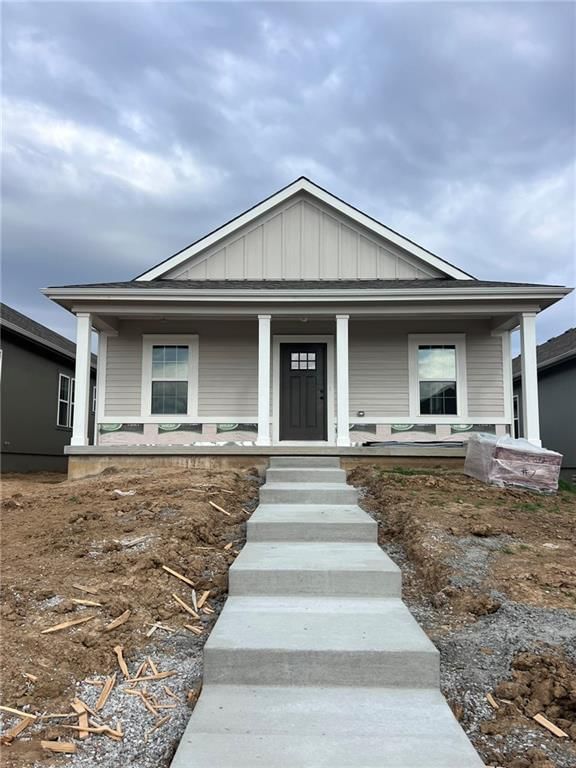 1600 Cottonwood Creek Avenue — photo 1