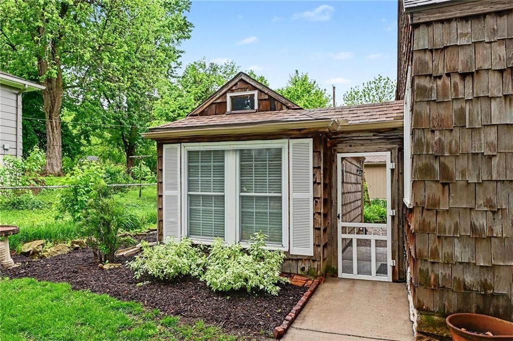 7800 Hardy Street — photo 3