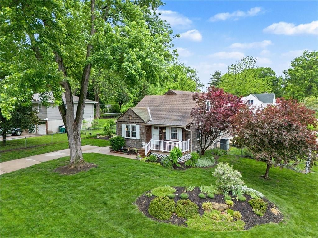 7800 Hardy Street — photo 4