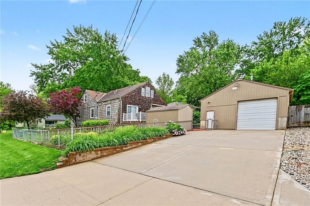 7800 Hardy Street — photo 10