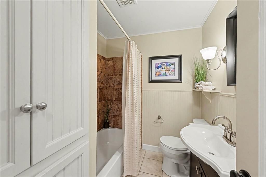 7800 Hardy Street — photo 20