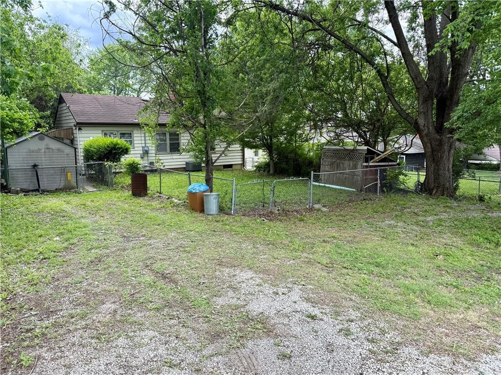 3523 Pacific Street — photo 28