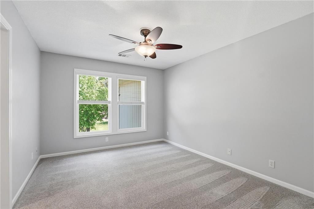 4910 W 155TH Terrace — photo 56