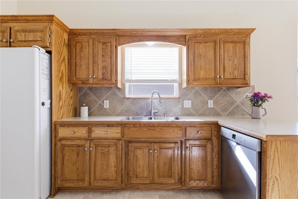 1209 Ashford Street — photo 10