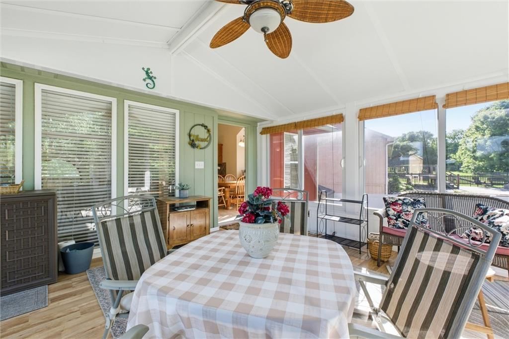 1209 Ashford Street — photo 15