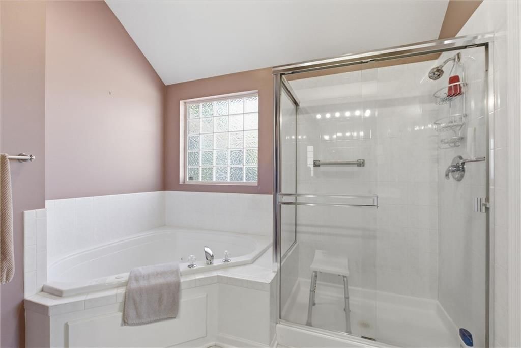 1209 Ashford Street — photo 19