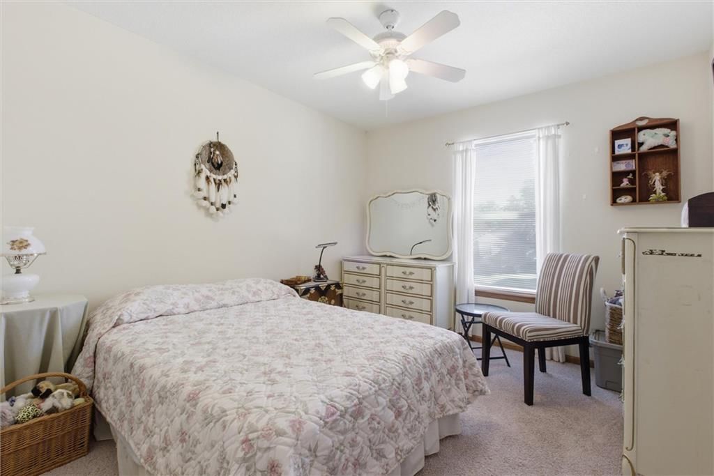 1209 Ashford Street — photo 20