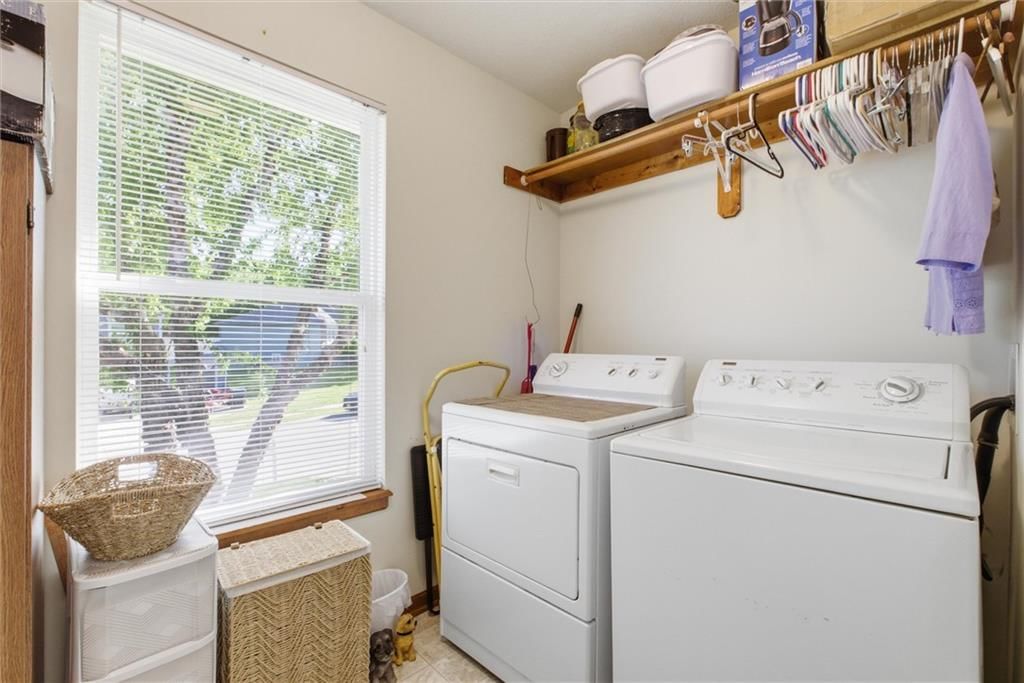 1209 Ashford Street — photo 23