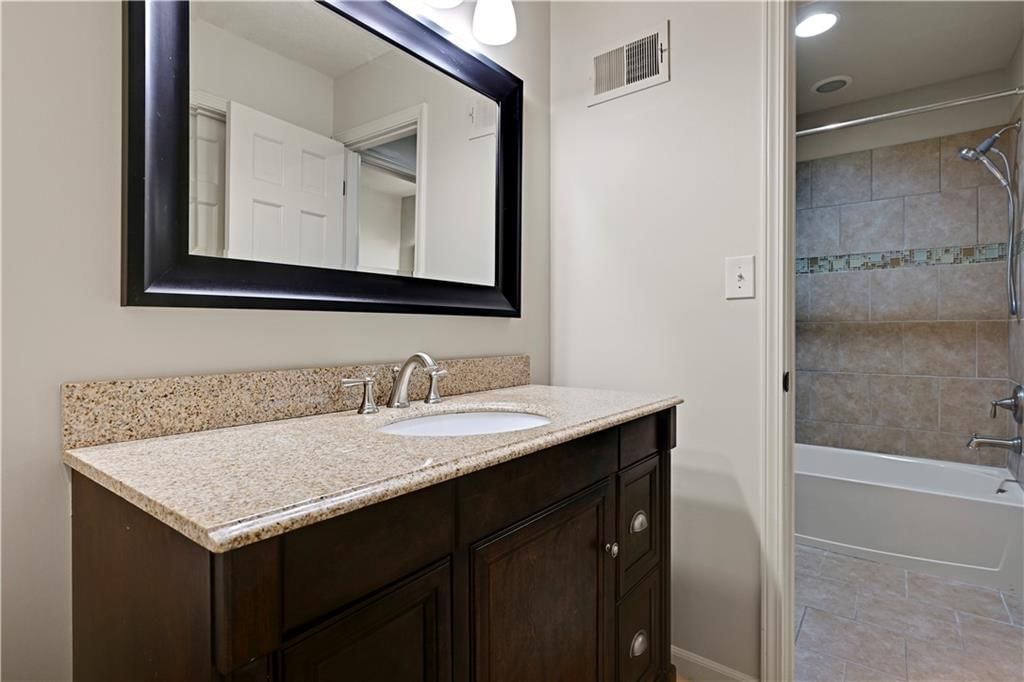 11260 W 155TH Terrace — photo 34