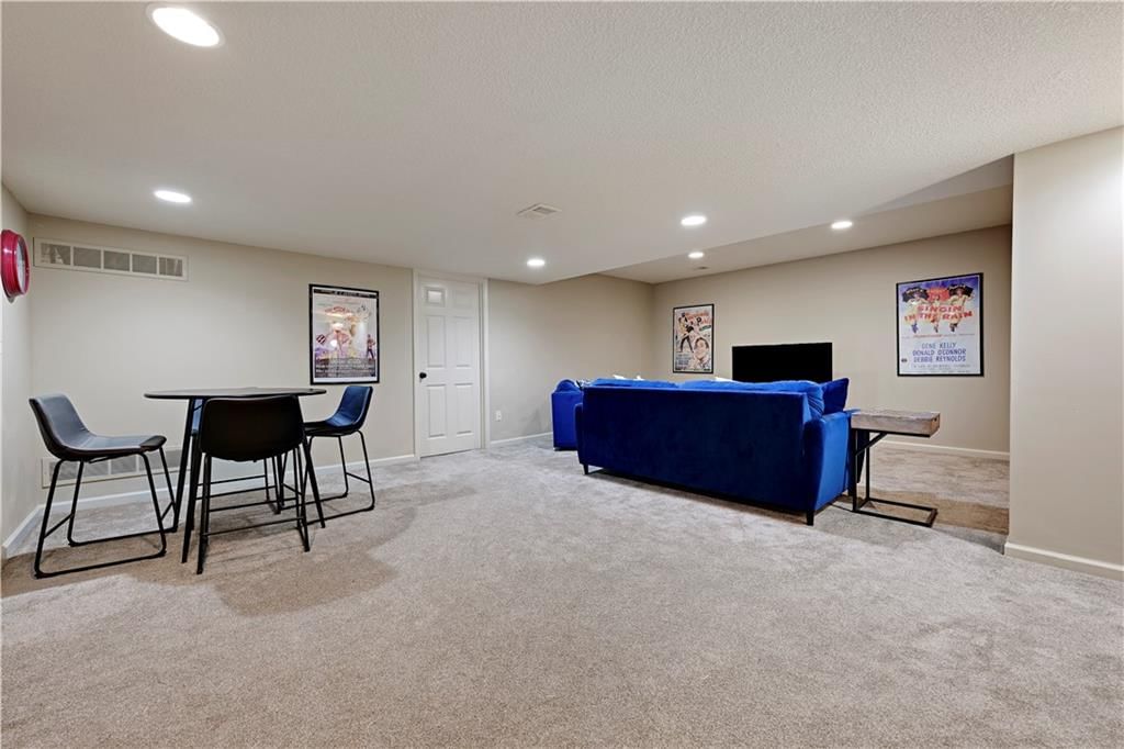 11260 W 155TH Terrace — photo 41