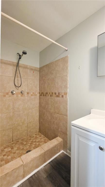 142 N BELLAIRE Avenue — photo 16