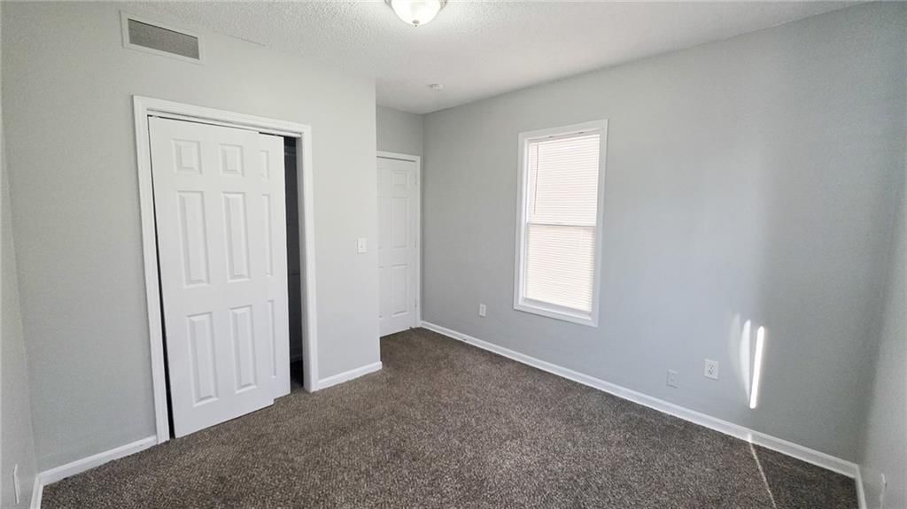142 N BELLAIRE Avenue — photo 24