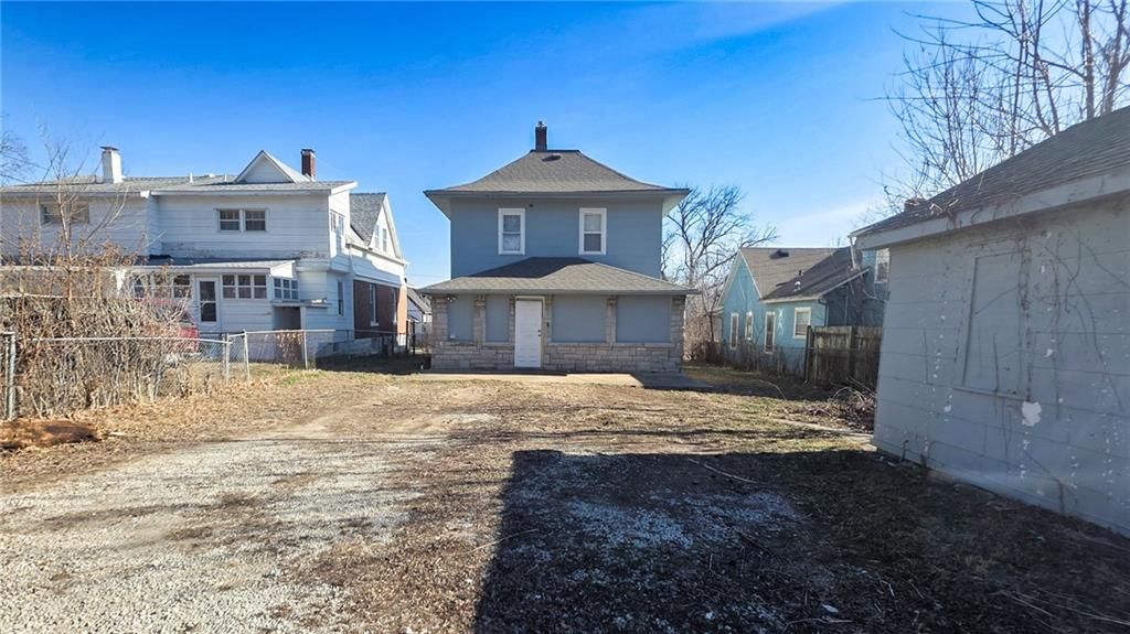 142 N BELLAIRE Avenue — photo 26