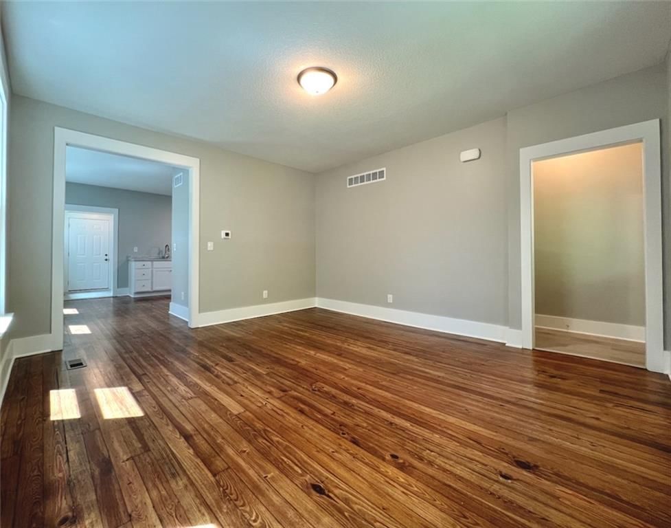 1107 Connecticut Street — photo 2
