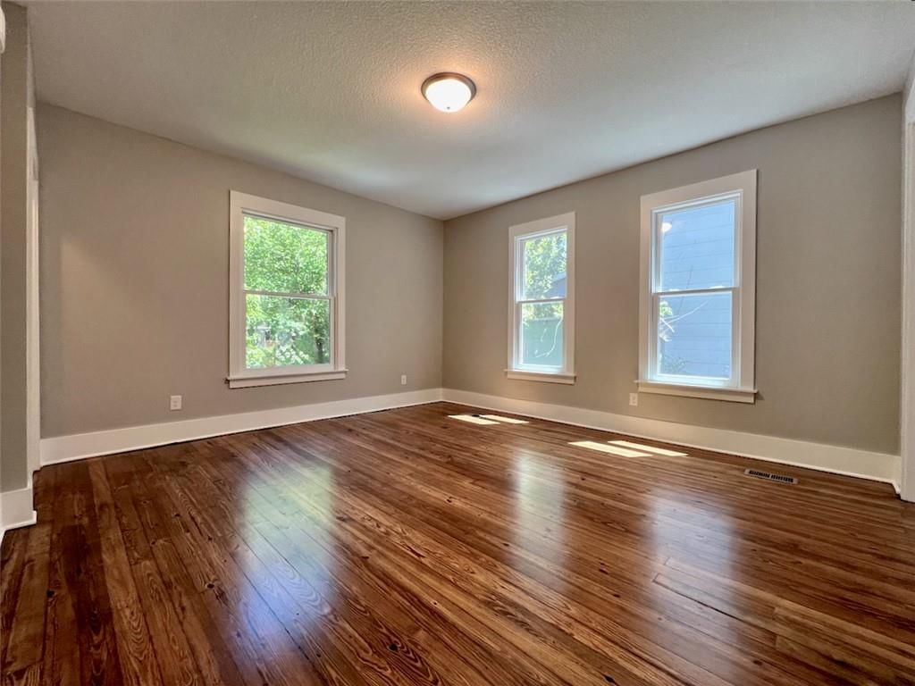 1107 Connecticut Street — photo 9