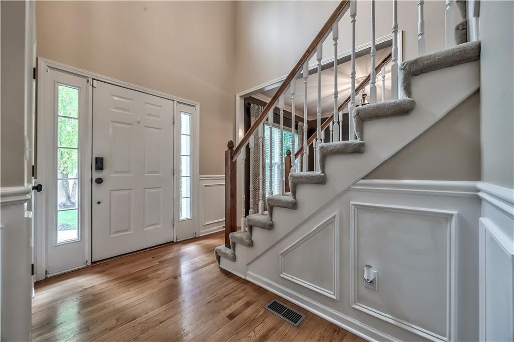 18016 W 163rd Terrace — photo 3