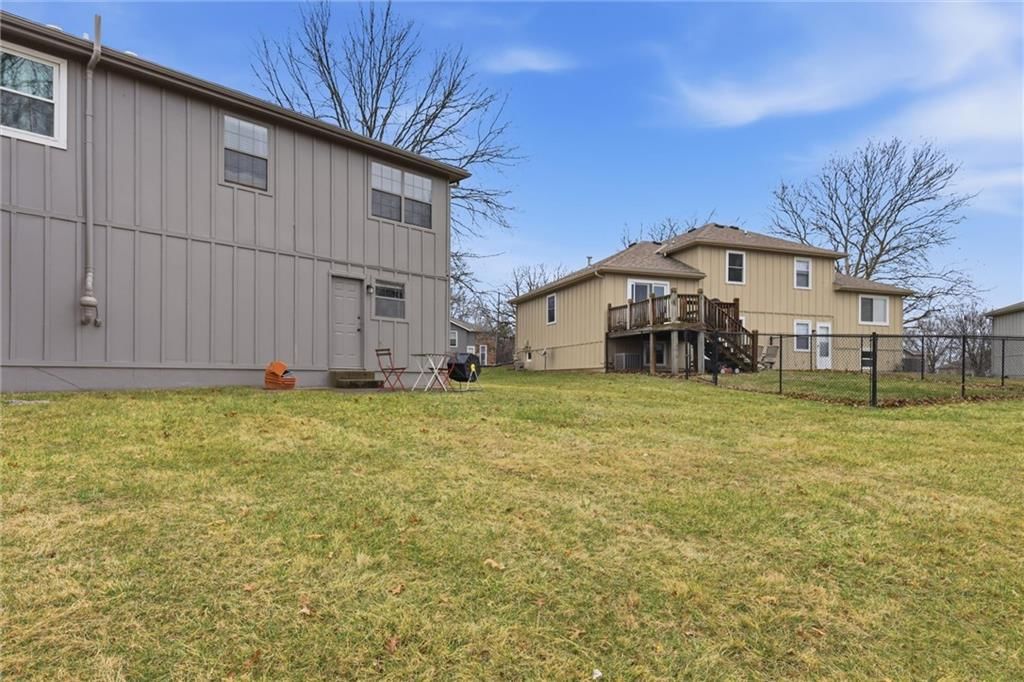 8671 N Hull Avenue — photo 26