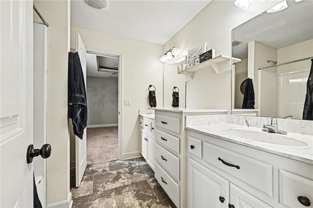14975 Interurban Road — photo 32